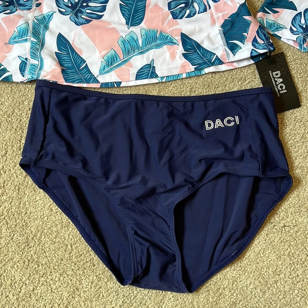 DACI RASHGUARD TOP BIKINI WITH 2 BLUE BOTTOMS